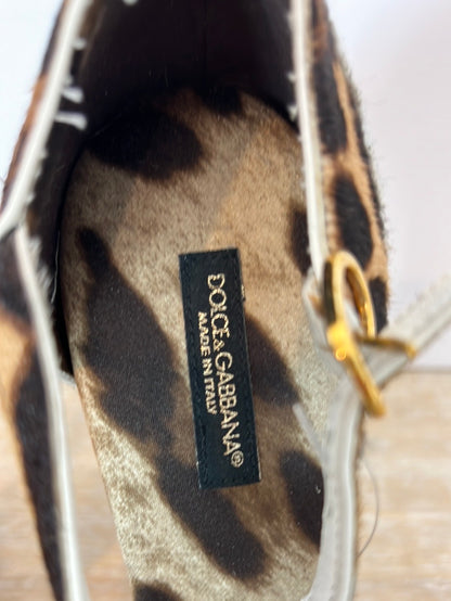 DOLCE&amp;GABBANA. Animal print and lace heels. Size 36.5