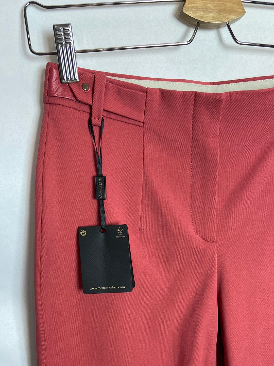 MASSIMO DUTTI. Reddish dress pants, size 36