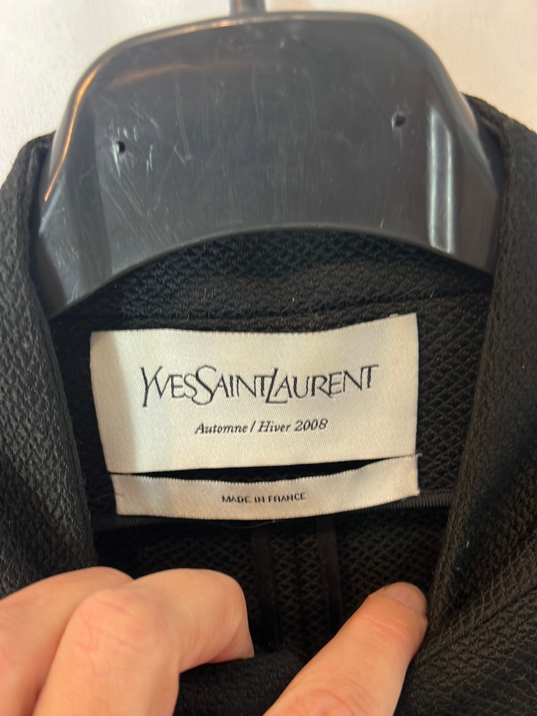 YVES SAINT LAURENT. Chaqueta/ top negro textura. T 38