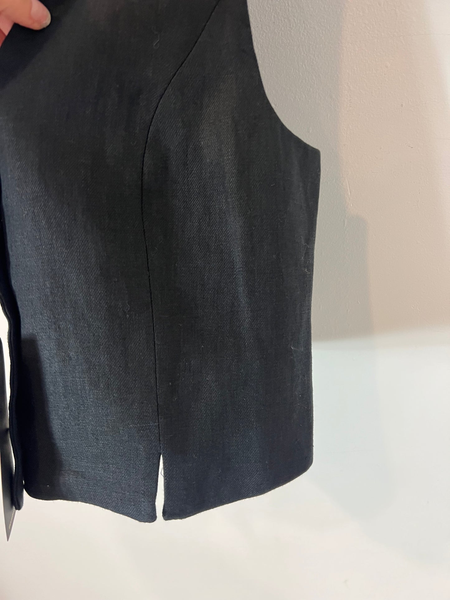 MASSIMO DUTTI. Chaleco gris oscuro lino T.m