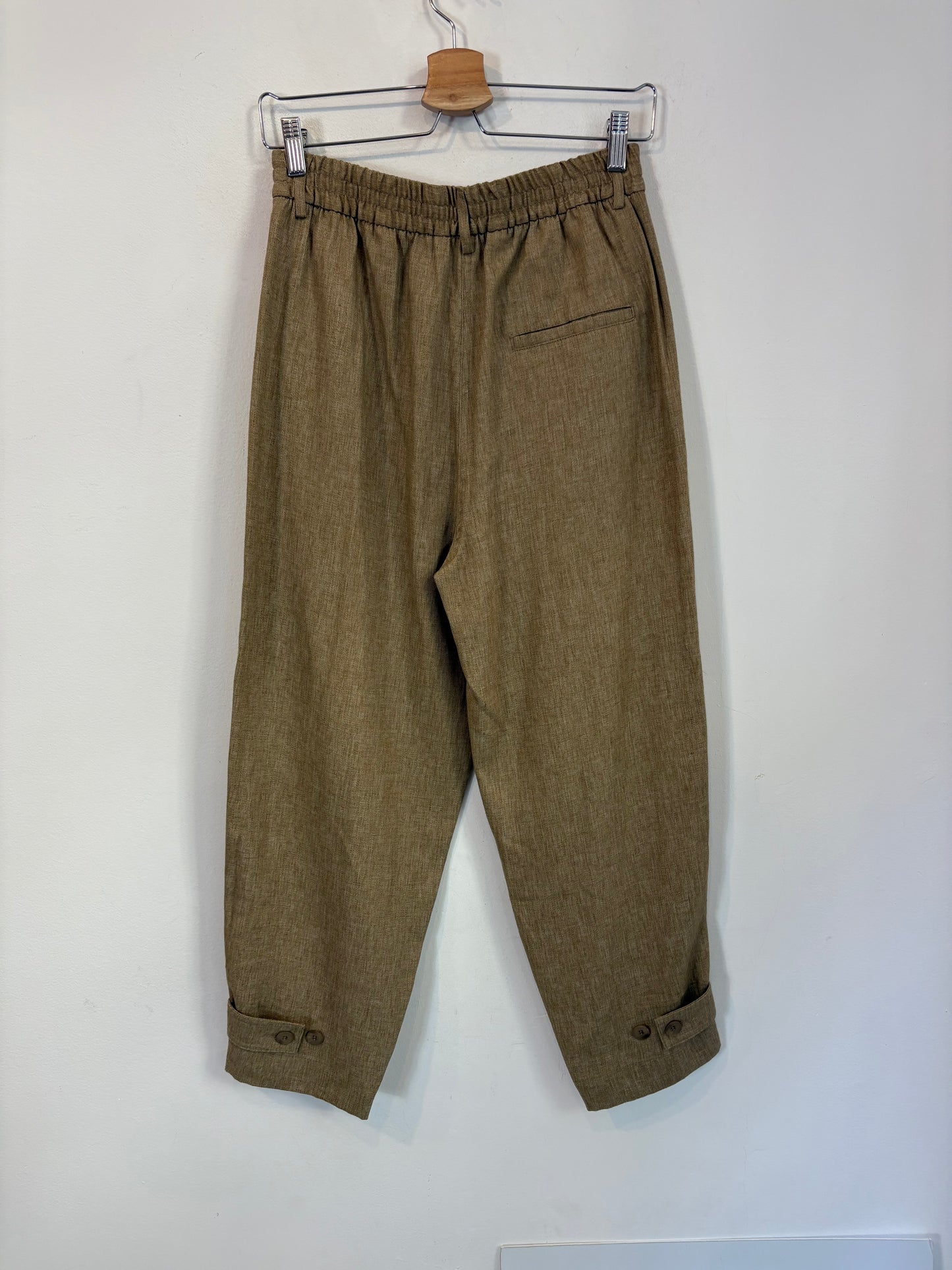 ZARA. Conjunto de lino marrón