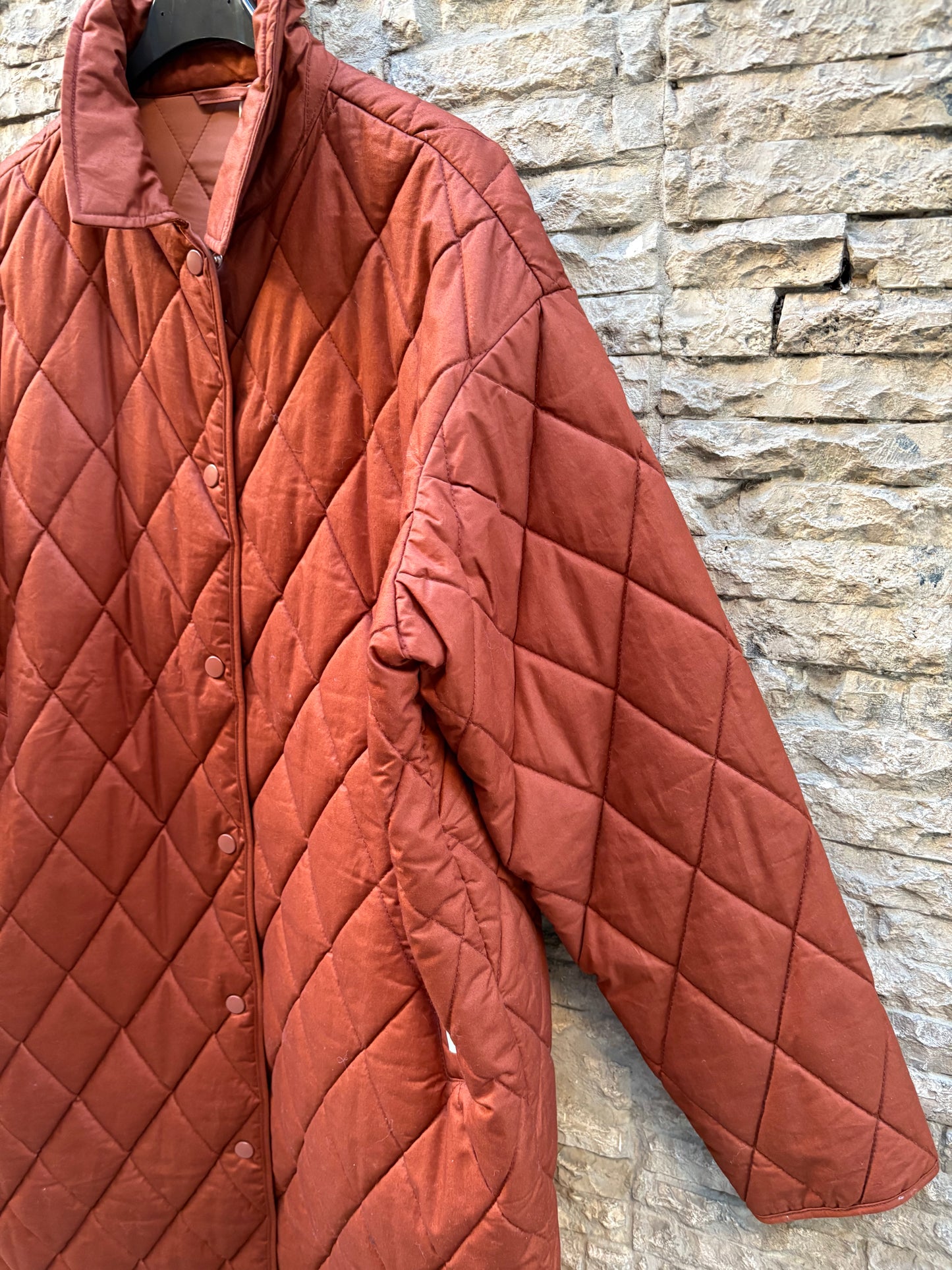 AMEÉ. Sleeveless fringed sweater S.(s)