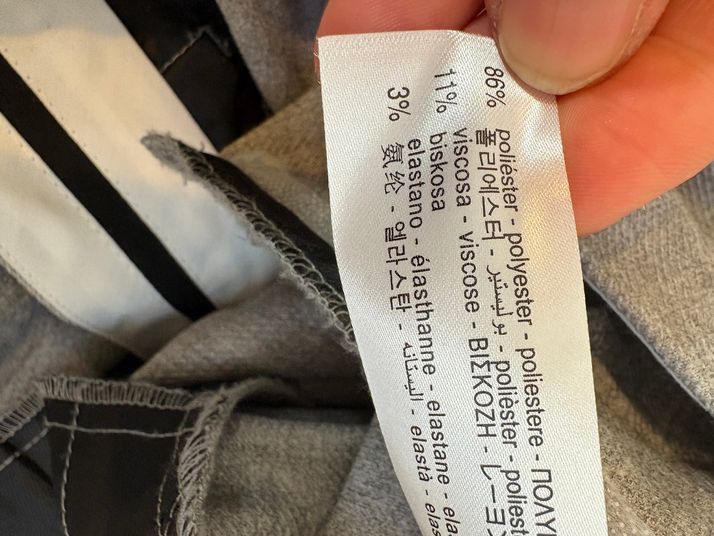 ZARA, Pantalón gris claro pinzas