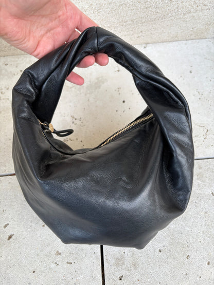 PARFOIS. Bolso negro mini