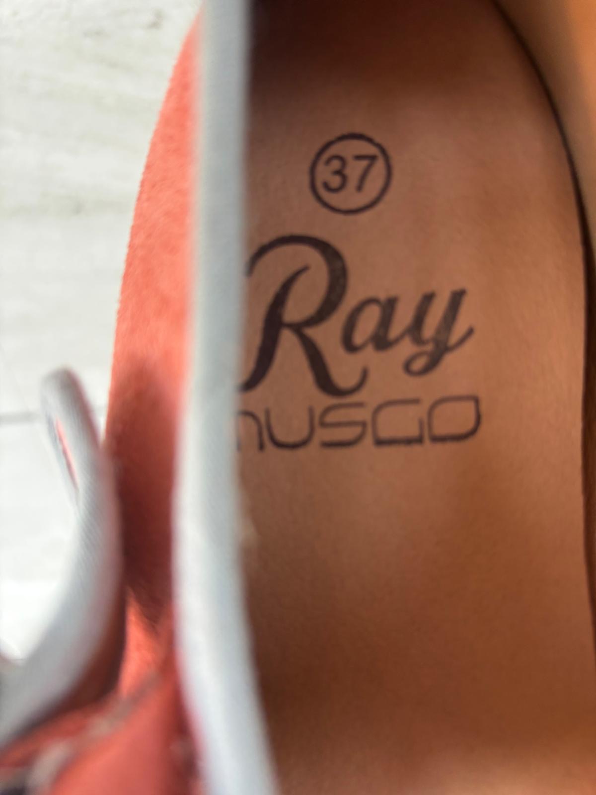RAY MUSGO. Merceditas piel barefoot. T 37
