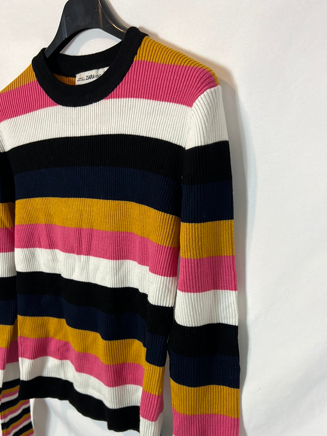 ZARA. Jersey canalé rayas. T S