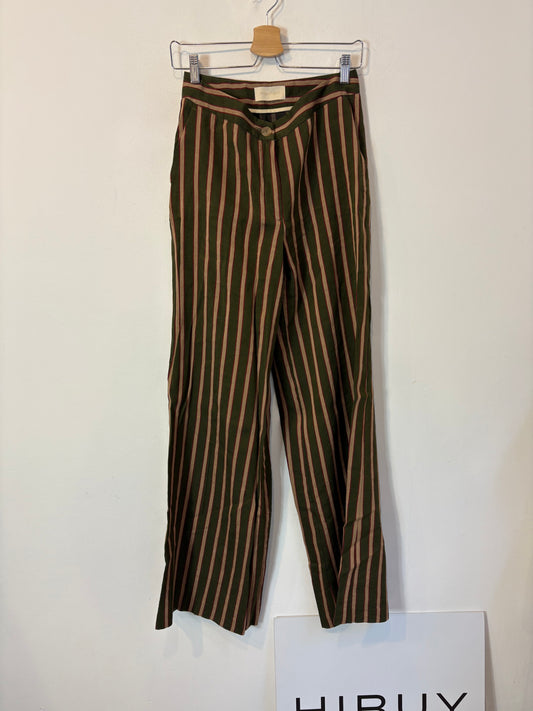 MOMONI. Pantalón verde rayas mezcla