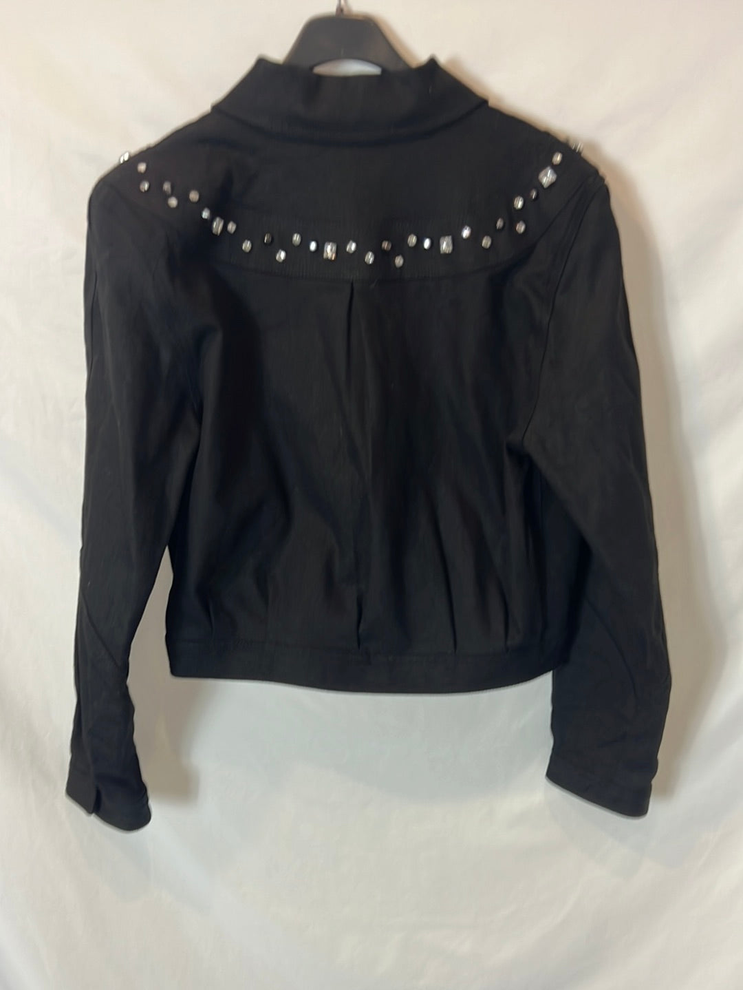 ZARA. Black studded denim jacket TM