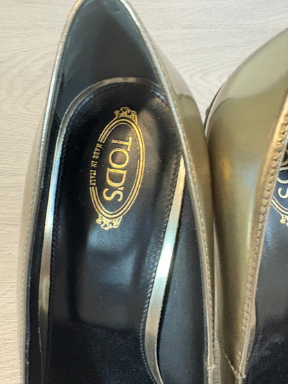 TOD'S. Tacones metalizados. T 39,5