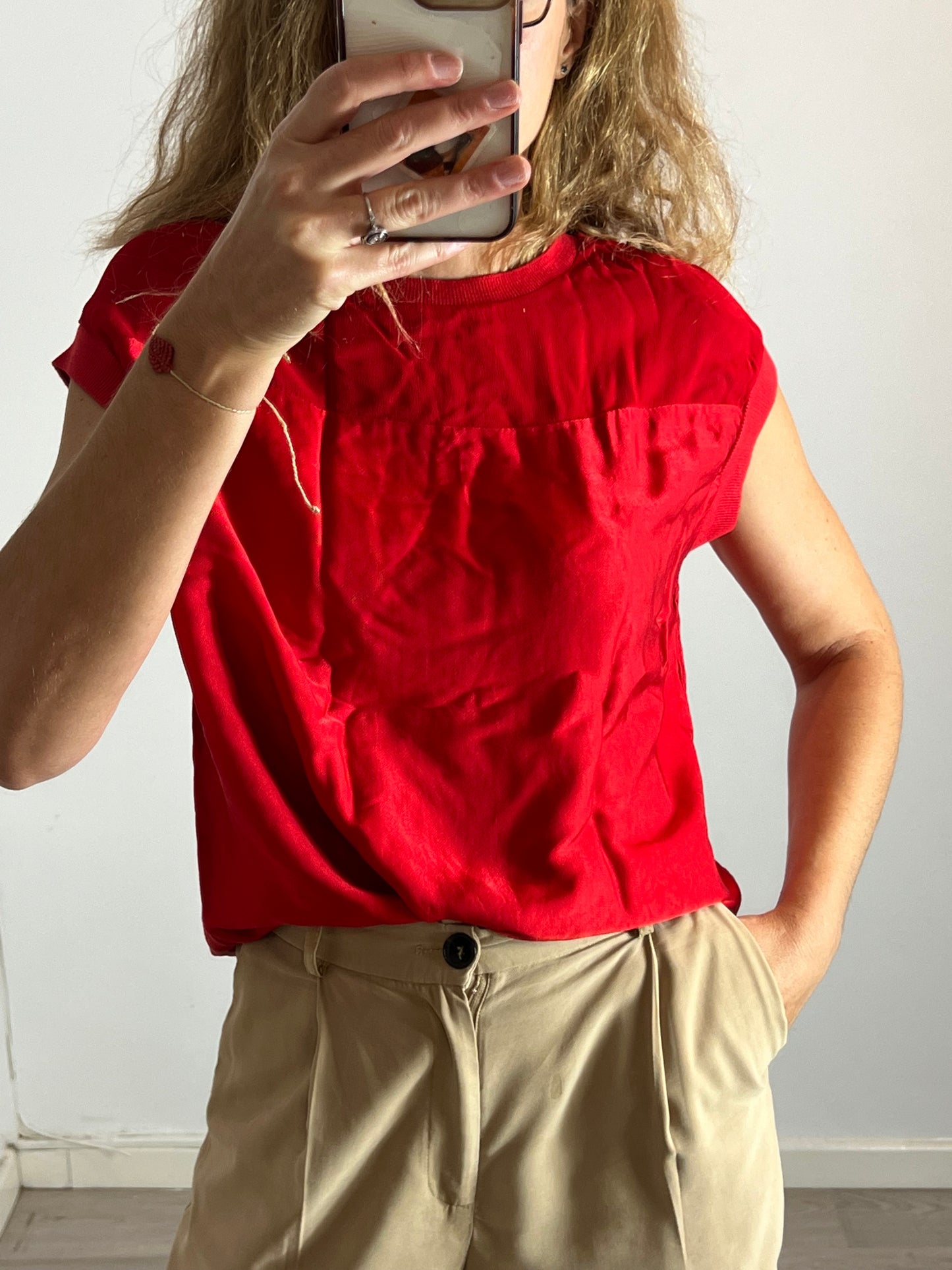 OTRAS. Top rojo fluido  TU(S)