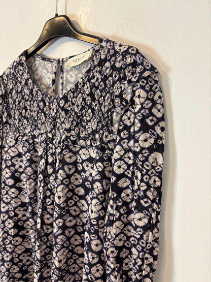 INDI & COLD. Blusa estampada nido de abeja