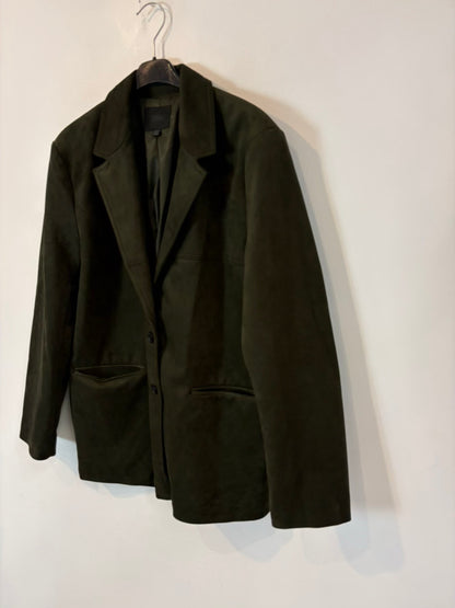 ZARA. Conjunto antelina verde