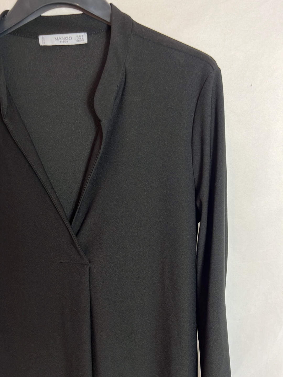 MANGO. Vestido negro elástico T.s