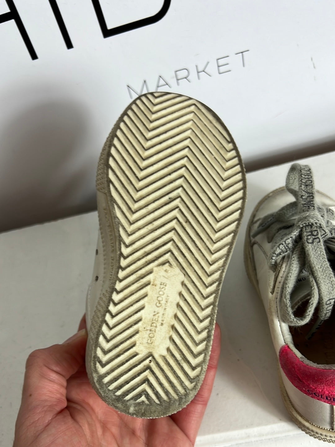 GOLDEN GOOSE. White sneakers with blue stars. Size 21