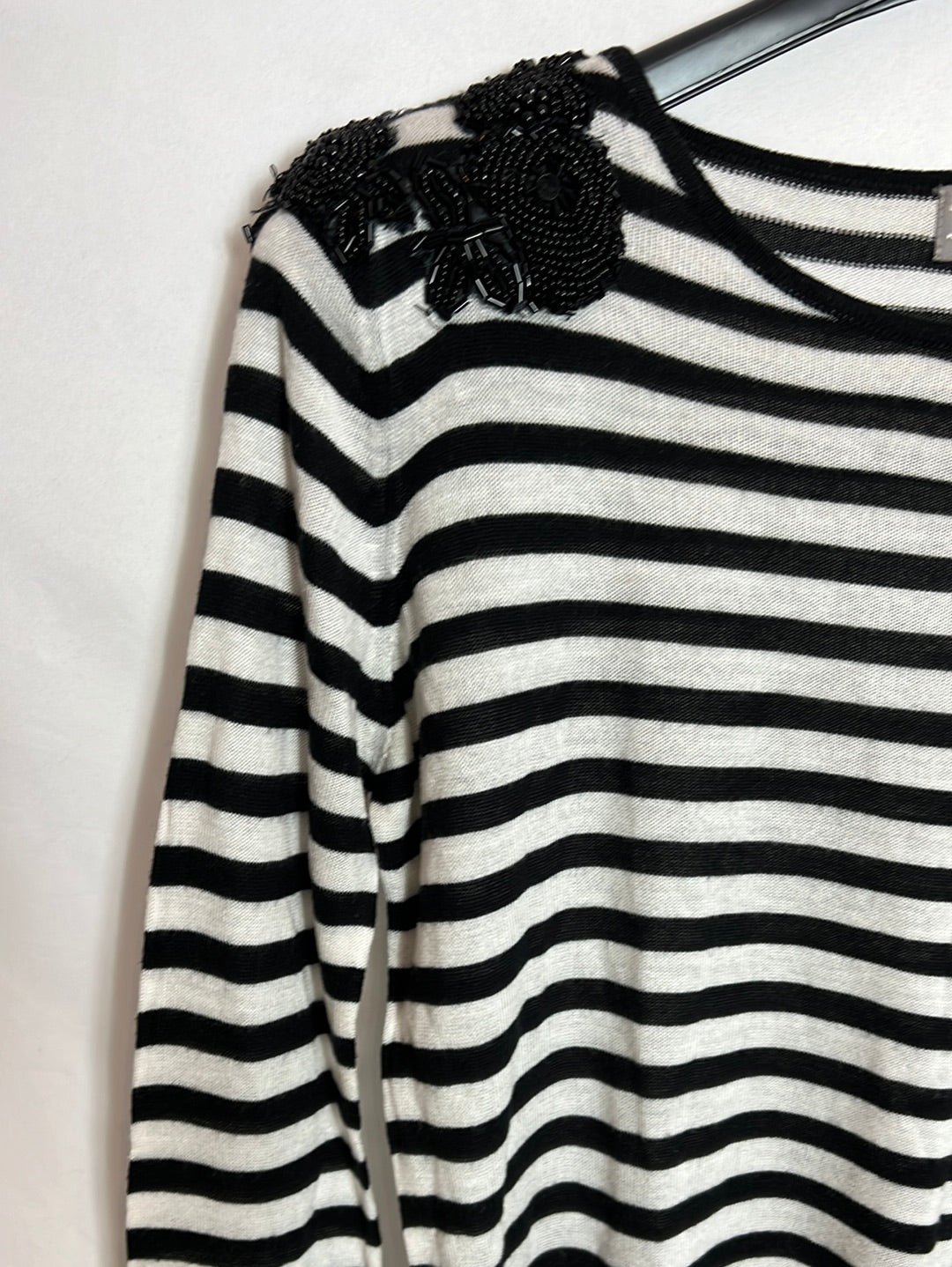 ZARA. Fine striped sweater with shoulder detail. TS