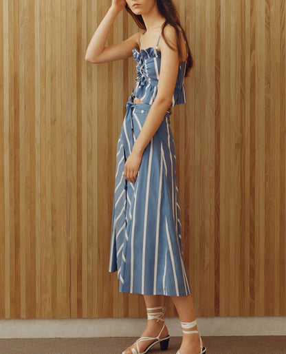 MAJE. Total look top y falda rayas