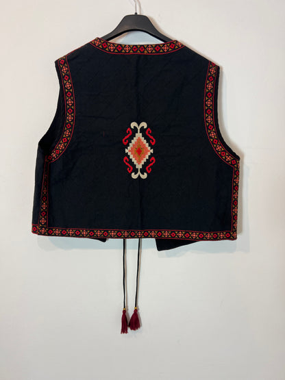 SUMITRA. Black embroidered vest Tl/XL