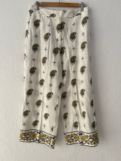 ZARA. White embroidered set TM