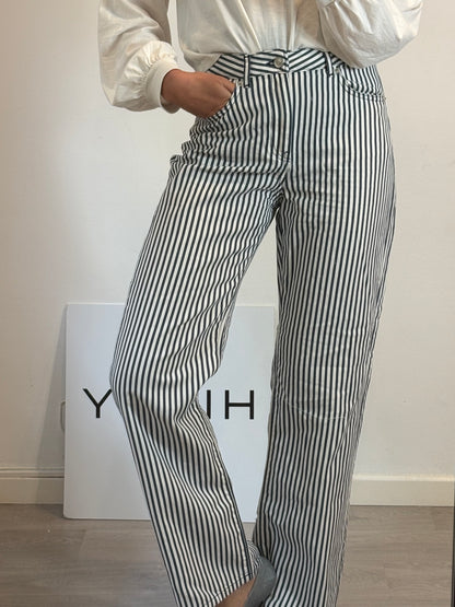 ZARA. Pantalón rayas algodón. T 36