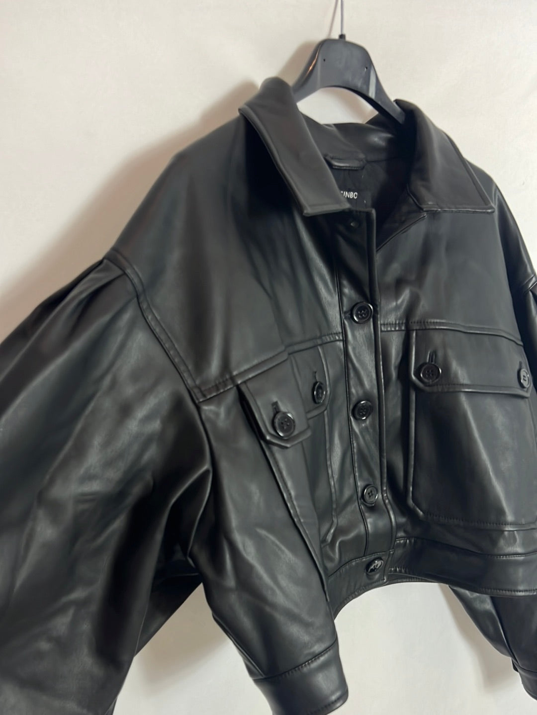 GINBO. Chaqueta crop efecto piel. T S