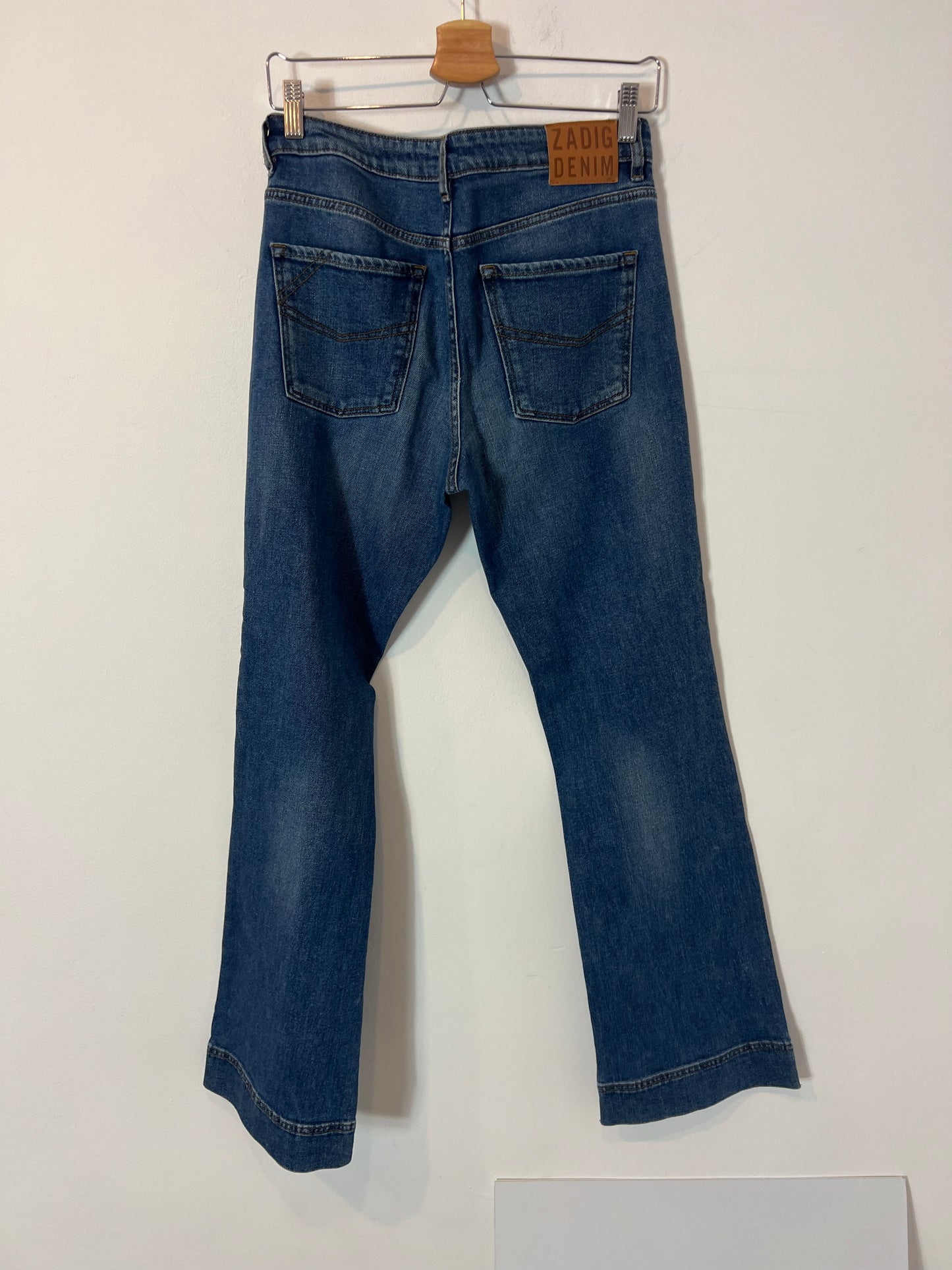 ZADIG&VOLTAIRE. Pantalón denim campana T.25(38)