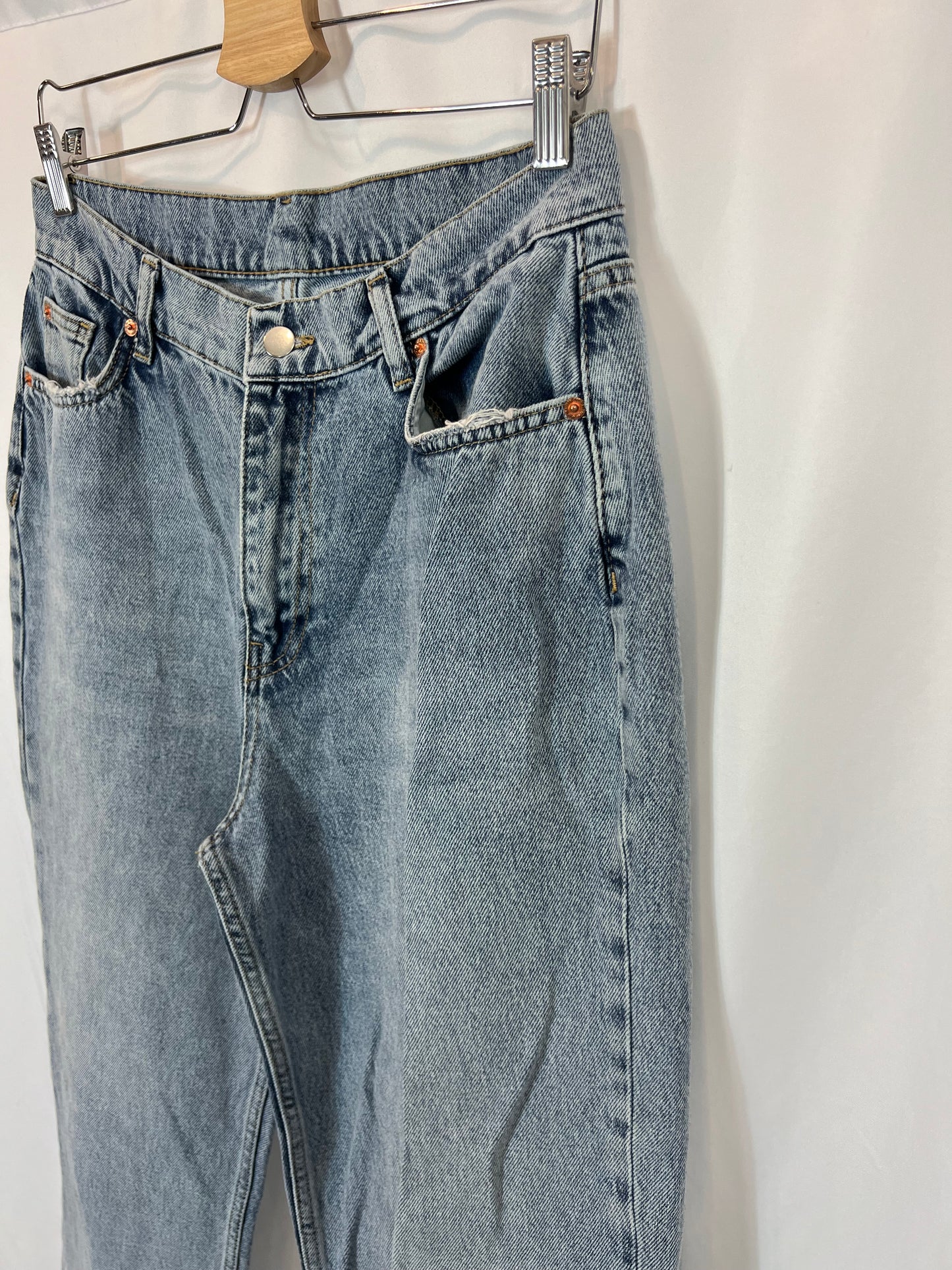 OTHERS. Wide-leg denim. Size 40