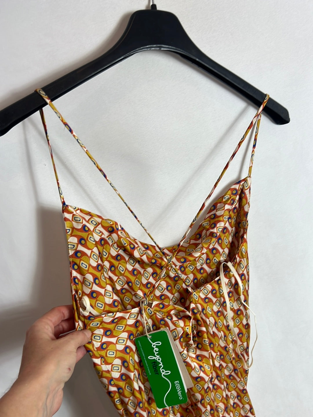 HIP+HAPPEN. Flowy midi dress with retro print. Size XS