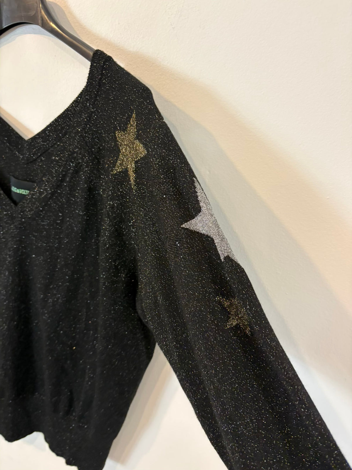 ZADIG & VOLTAIRE. Jersey pico estrellas con lana