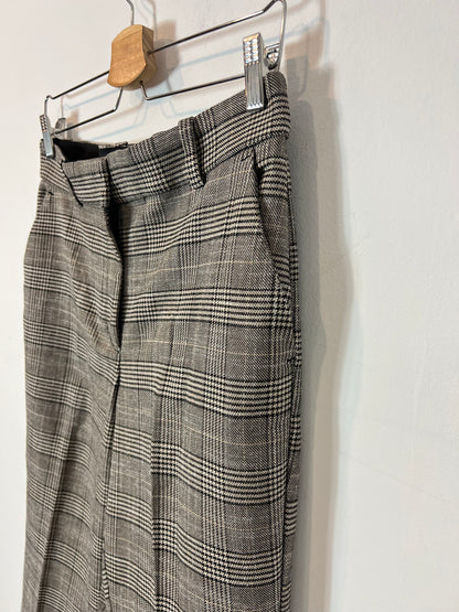 H&M. Pantalón pata de gallo  T.40