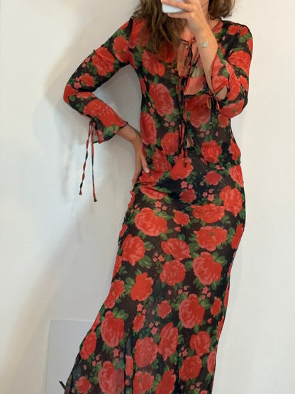 NEVER FULLY DRESSED . Conjunto negro flores T.36/38