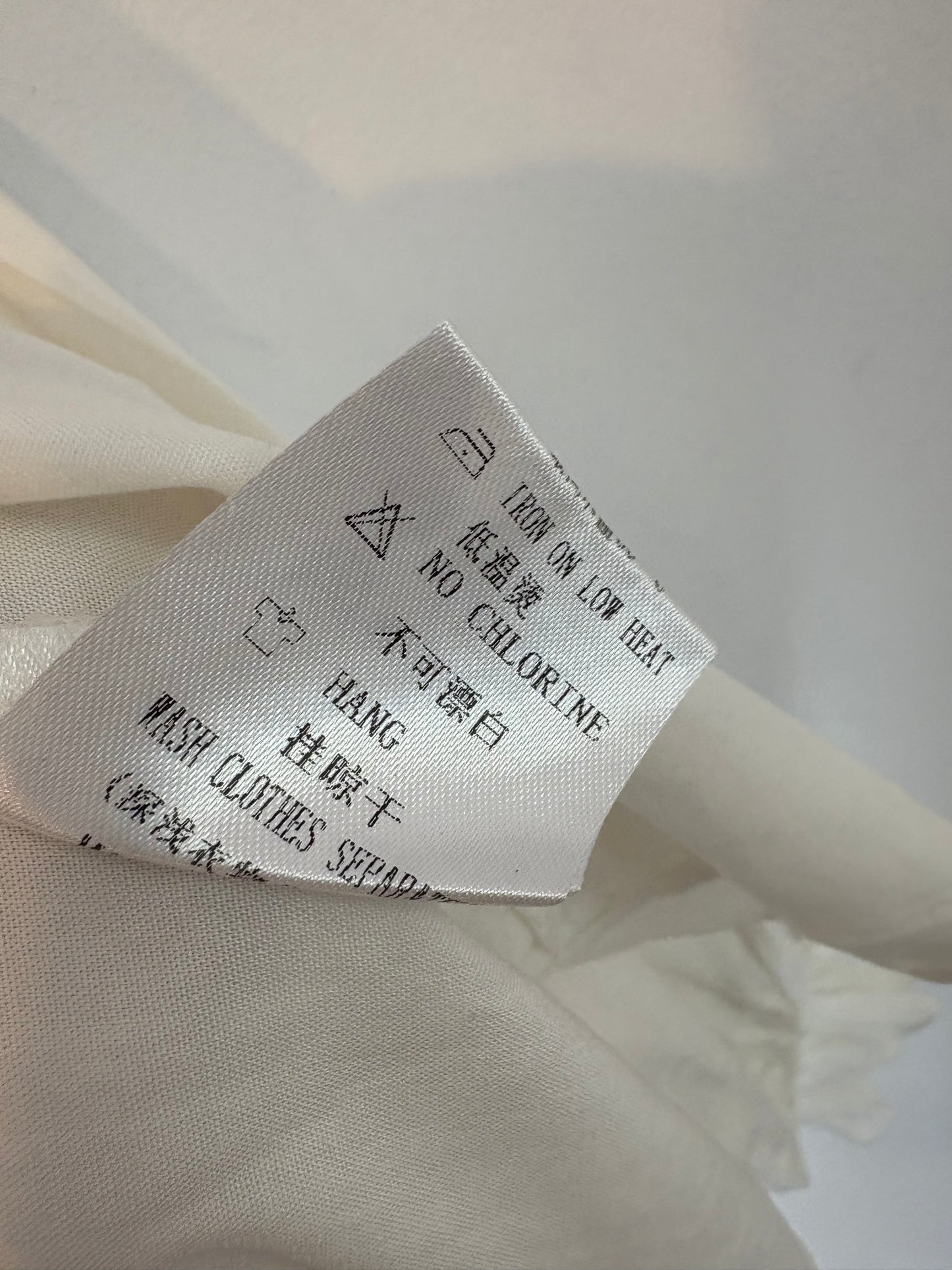 BLUE STREAK. Blusa blanca plisados. T M