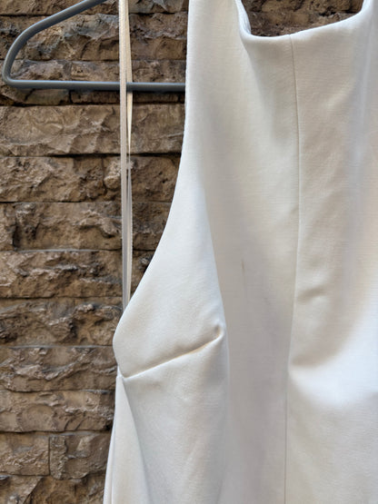 ZARA. Mono largo blanco al cuello
