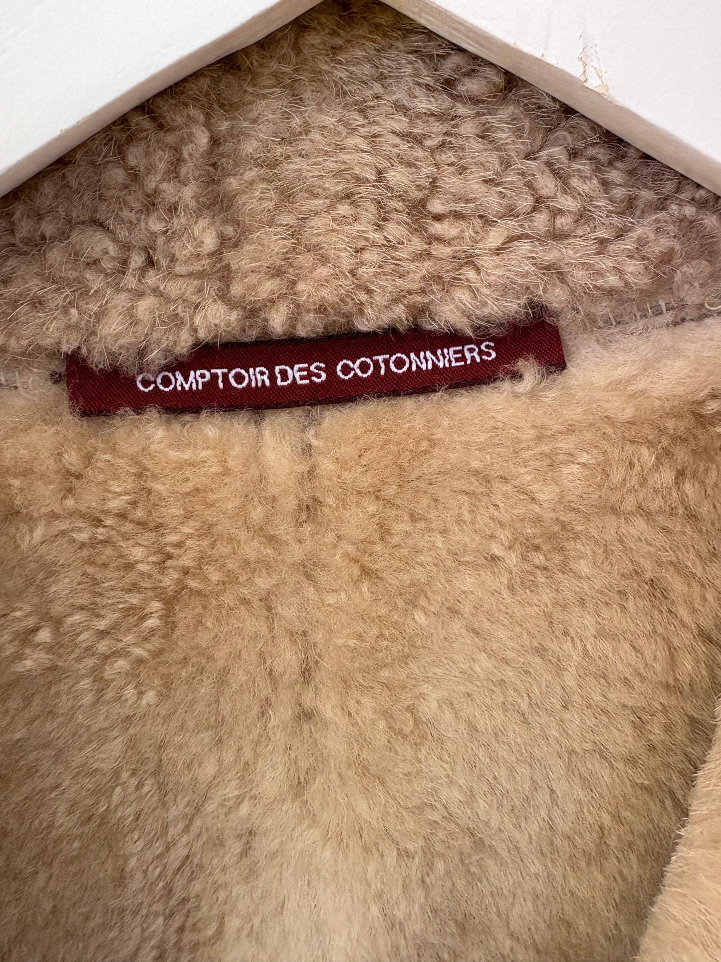 COMPTOIR DES CONTONNIERS. Biker piel texturas. T M