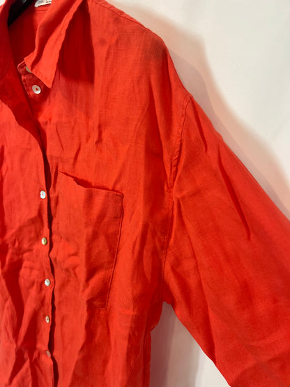 OYSHO. Red oversized linen blouse T.xs