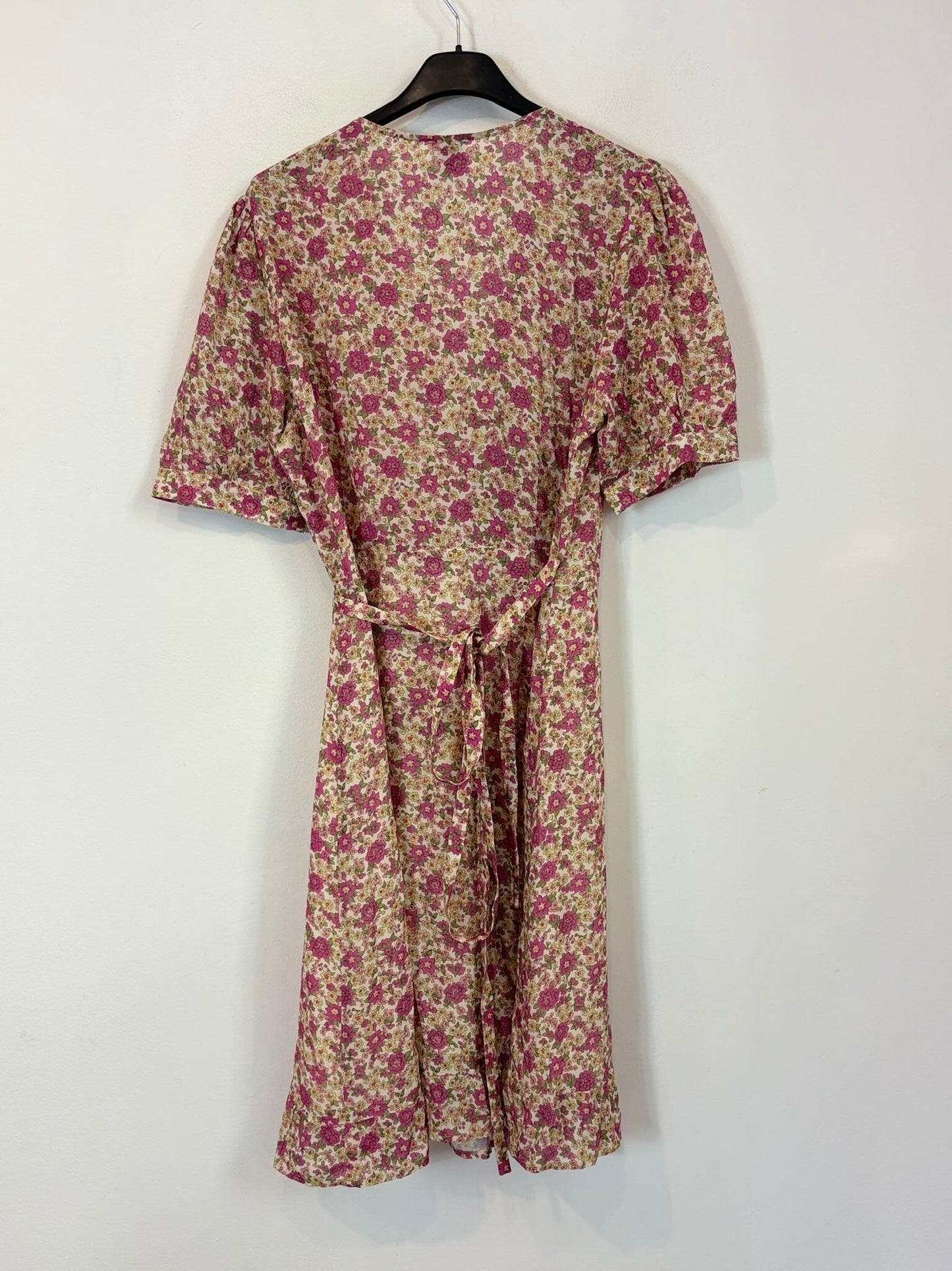 PETITE MENDIGOTE. Vestido estampado flores  cruzado