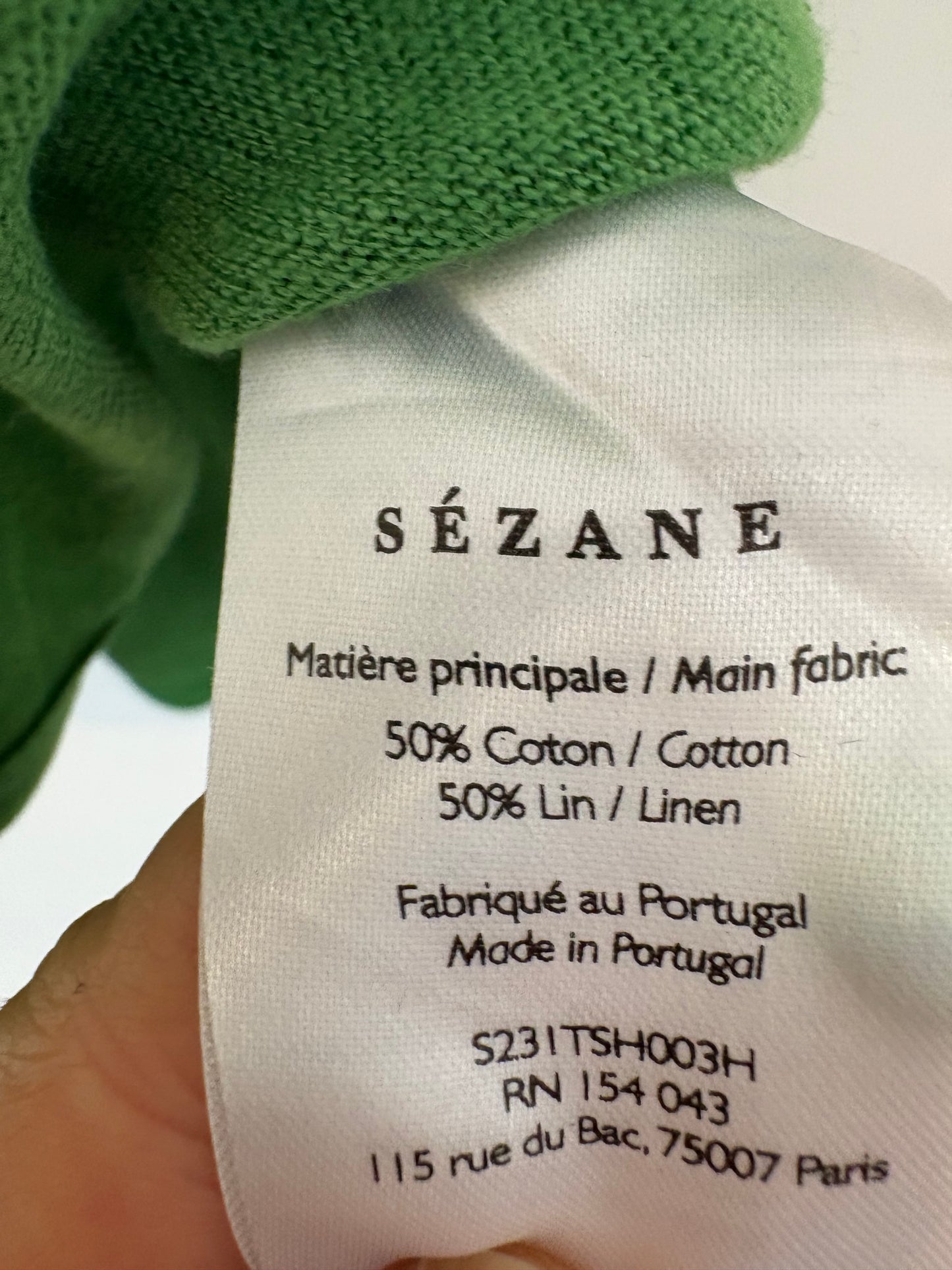 SÉZANE. Camiseta verde mezcla