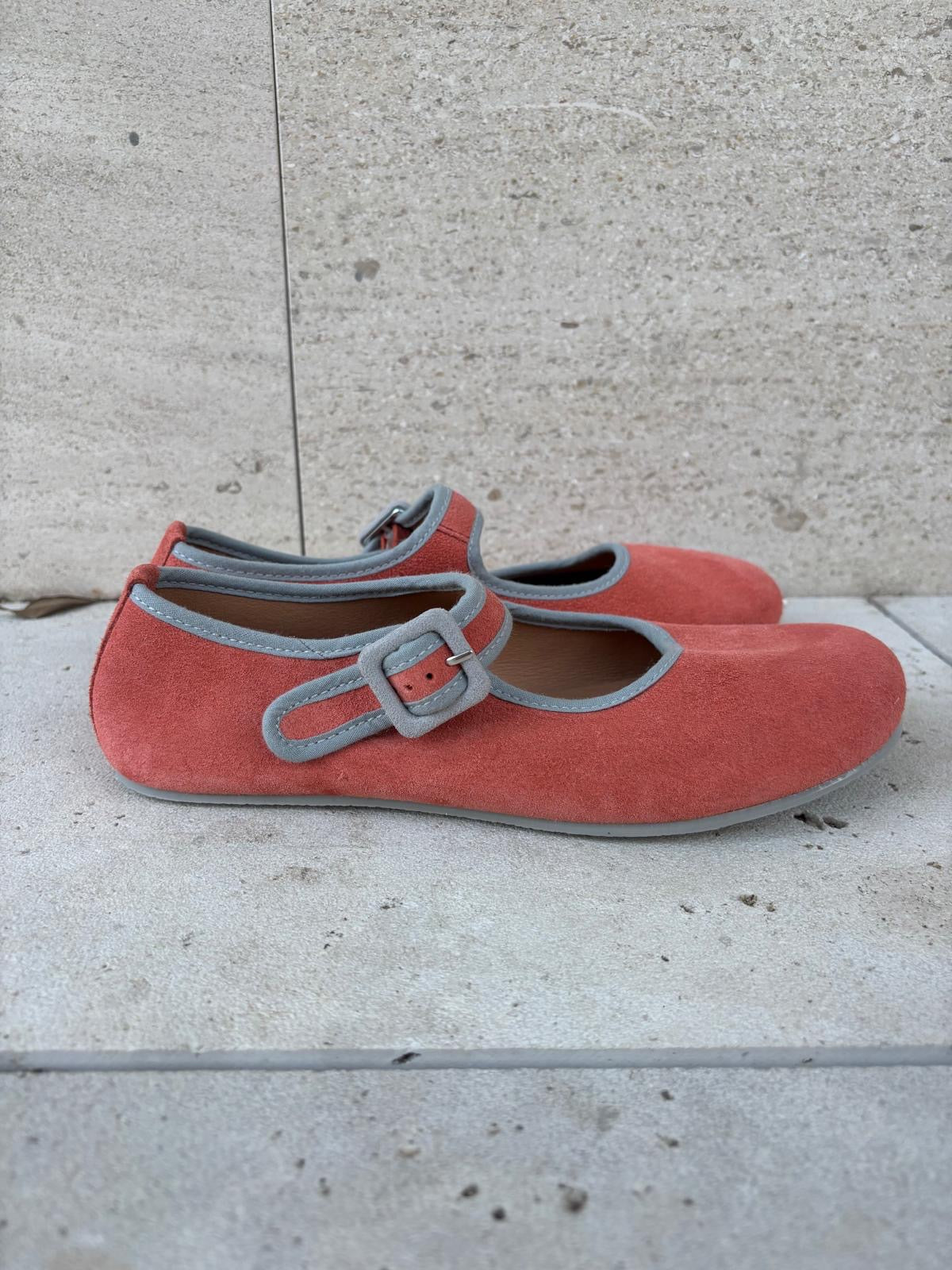 RAY MUSGO. Merceditas piel barefoot. T 37