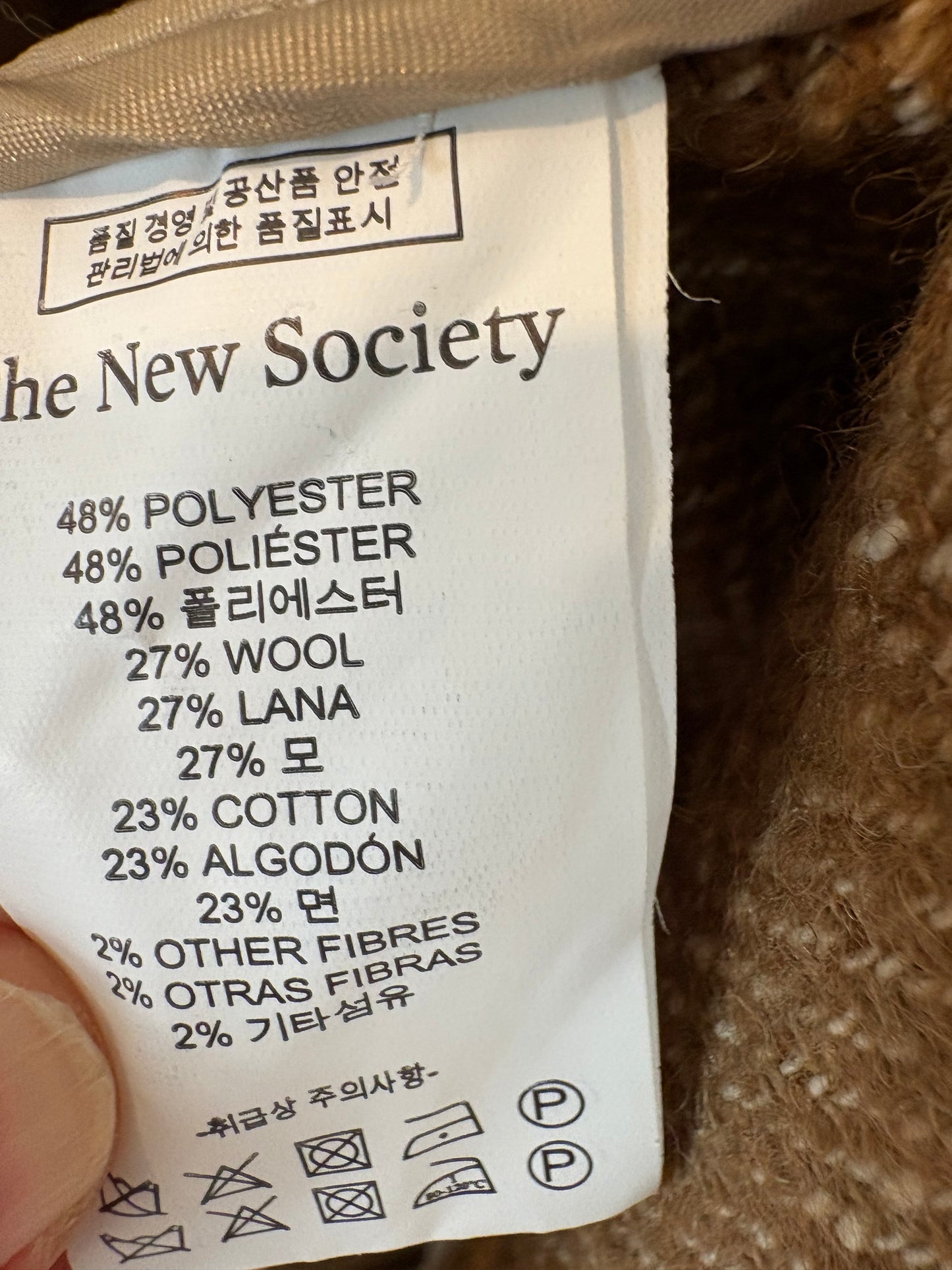 THE NEW SOCIETY. Chaqueta camel espiga lana aberturas