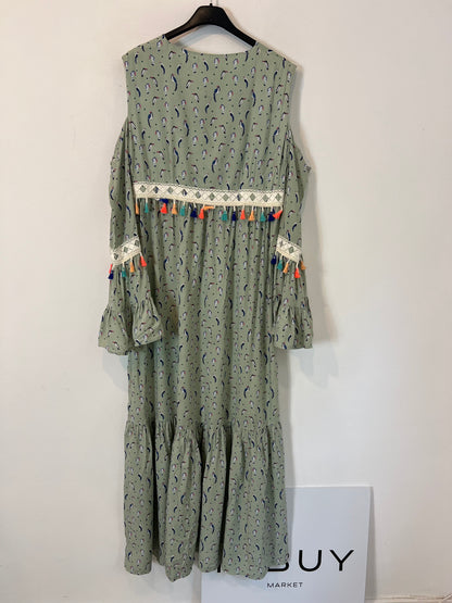 STRENA.vestio verde pájaros T.s