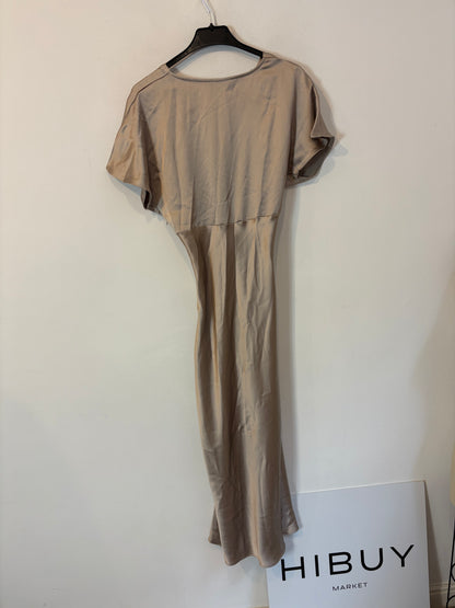 ZARA. Vestido largo satinado