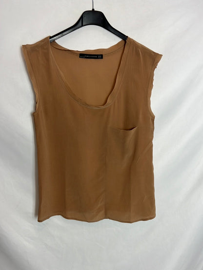 ZARA. Sleeveless camel blouse T.xs