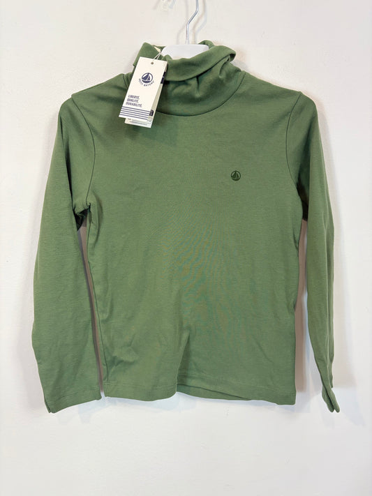 PETIT BATEAU. Camiseta verde manga larga. T 8 años