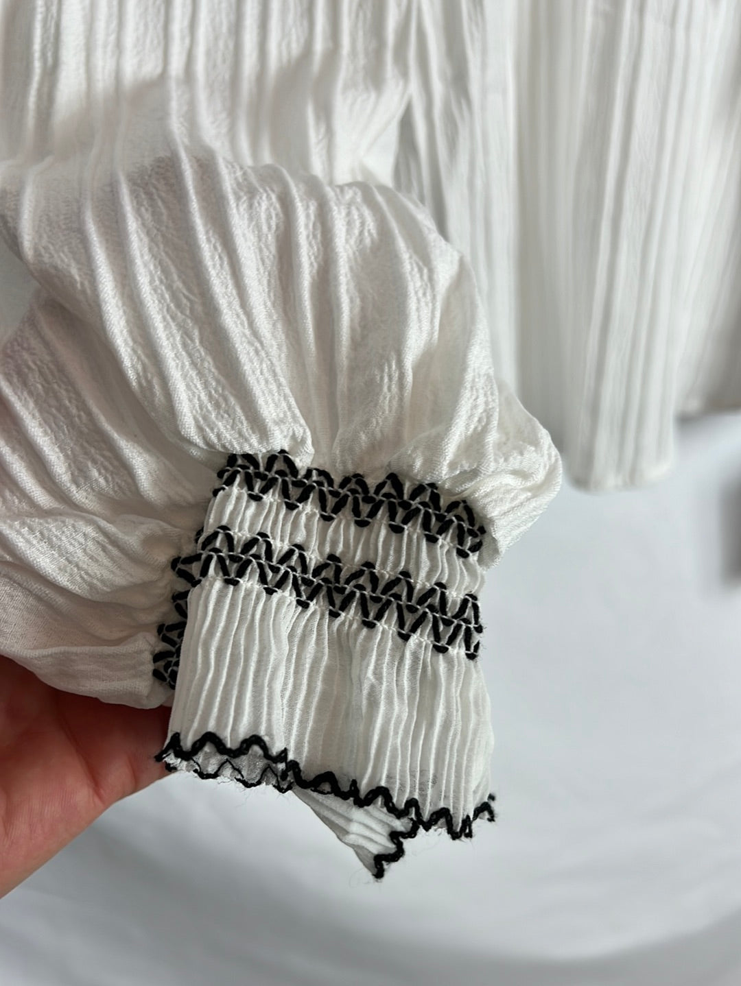 MARIETH. White pleated blouse T.xs