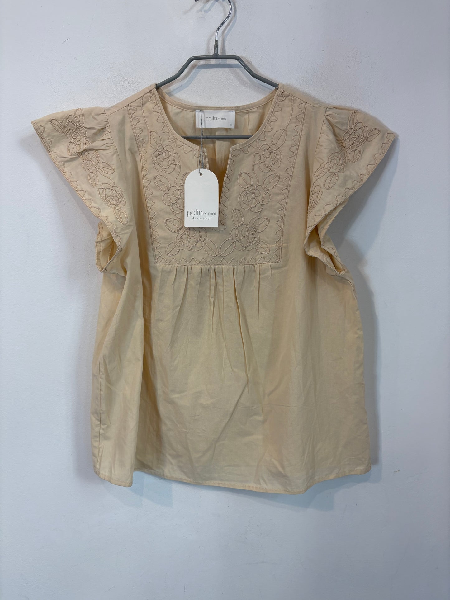 POLIN ET MOI. Blusa beige bordada