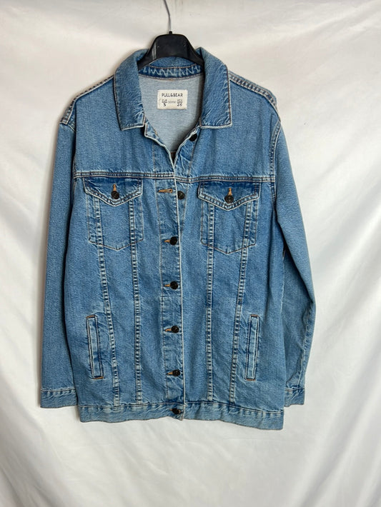 PULL&BEAR. cazadora denim T.s