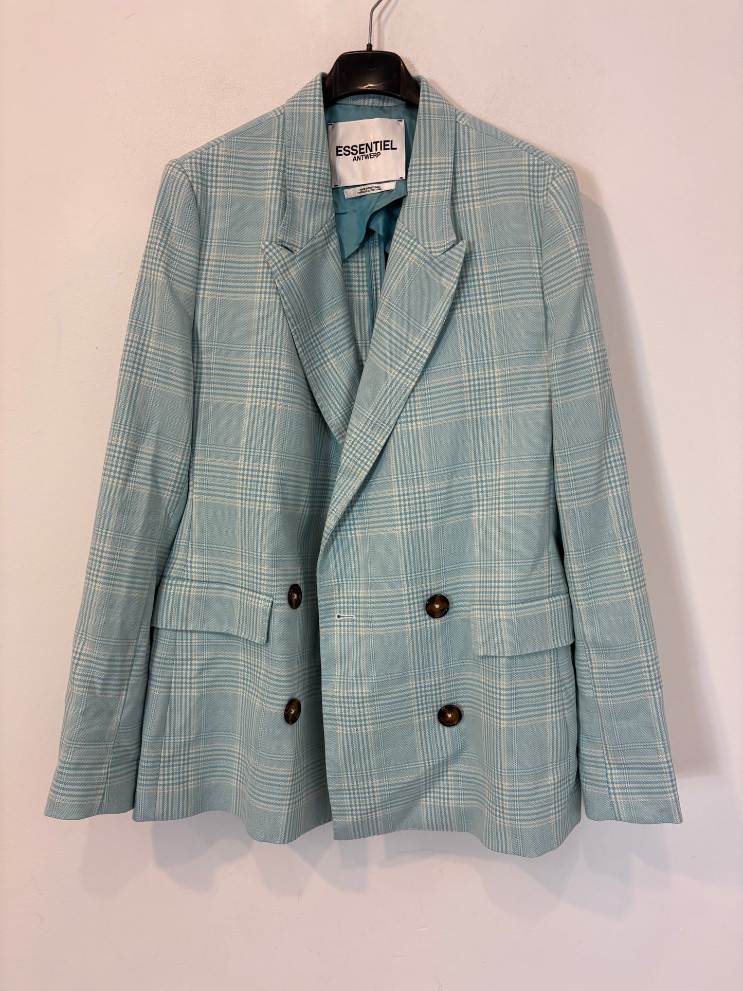 ESSENTIAL. Blue checked blazer, size 38