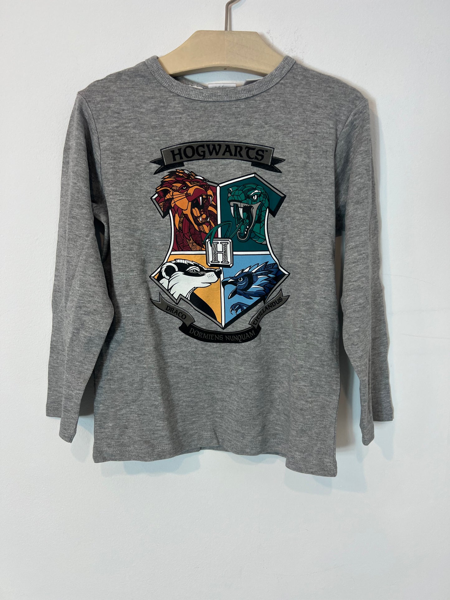 ZARA. Blue and gray patterned pajamas. Size 5-6 years.