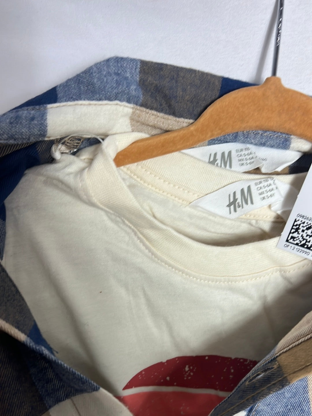 H&M. Pack camisa cuadros y camiseta T 5-6 años