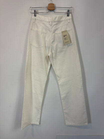 MASSIMO DUTTI. Denim recto blanco abotonado