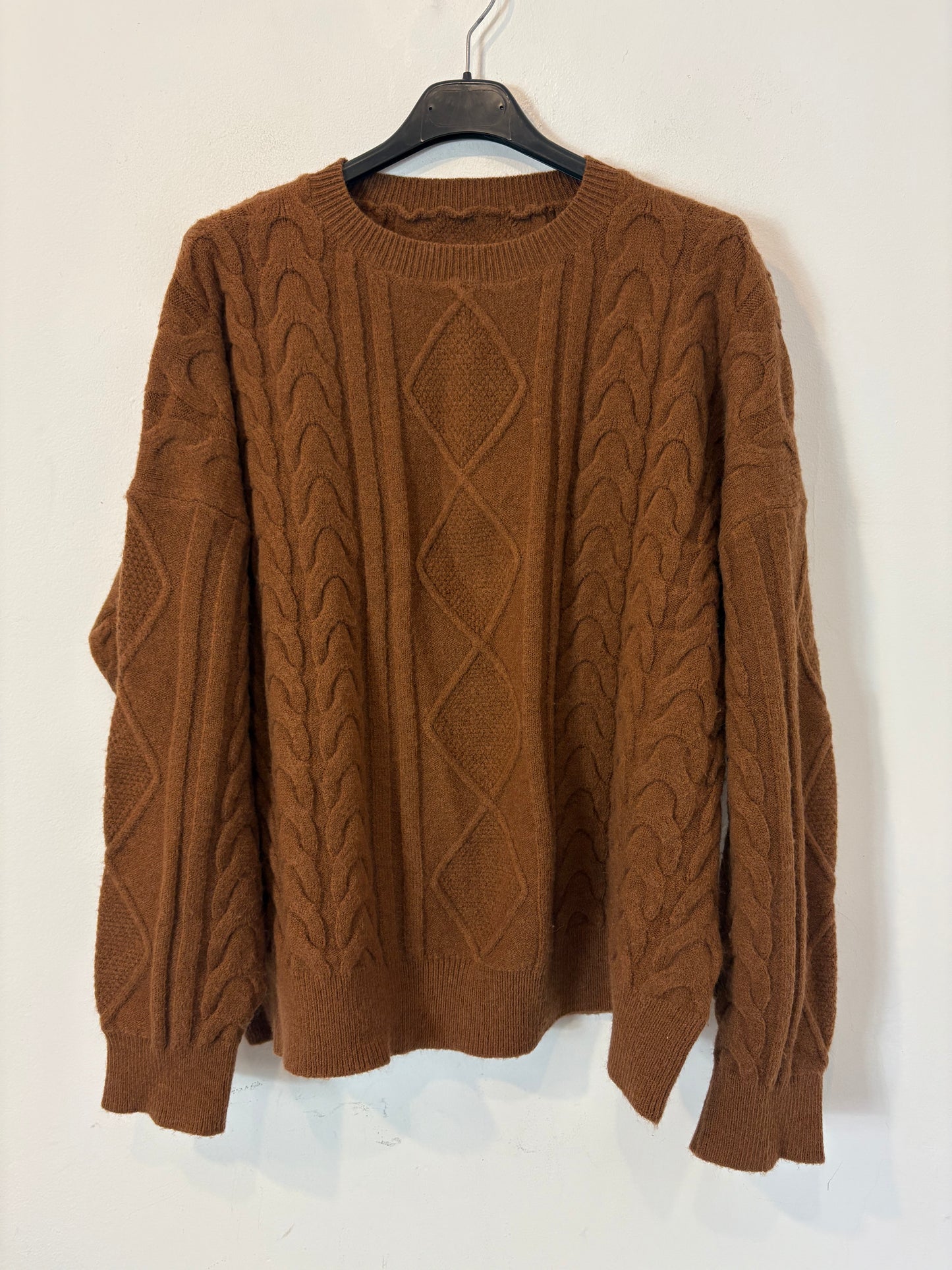 OTRAS. Jersey marrón textura